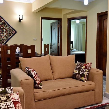 Two-Bedroom Apartment At Mohamed Farid Street القاهرة المظهر الخارجي الصورة