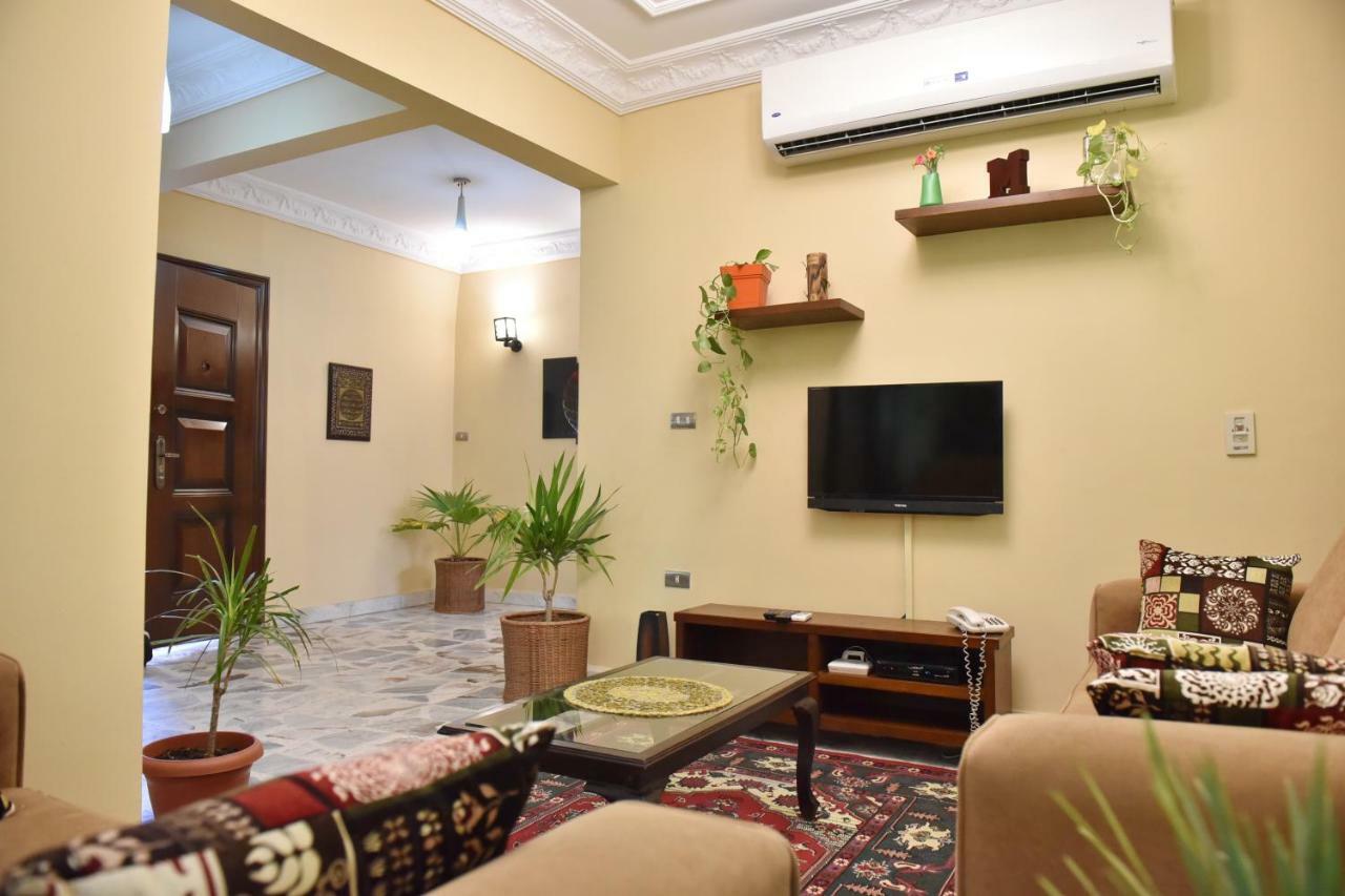 Two-Bedroom Apartment At Mohamed Farid Street القاهرة المظهر الخارجي الصورة