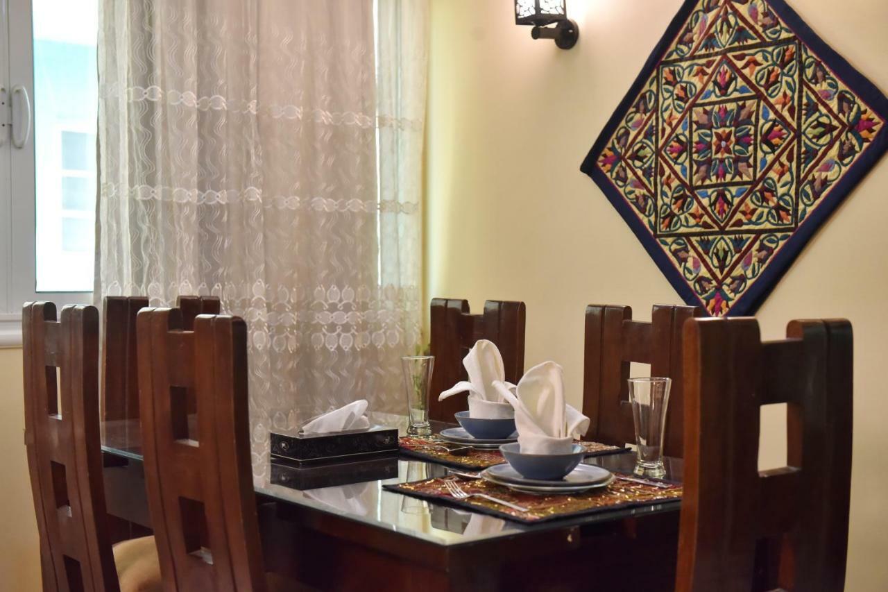 Two-Bedroom Apartment At Mohamed Farid Street القاهرة المظهر الخارجي الصورة