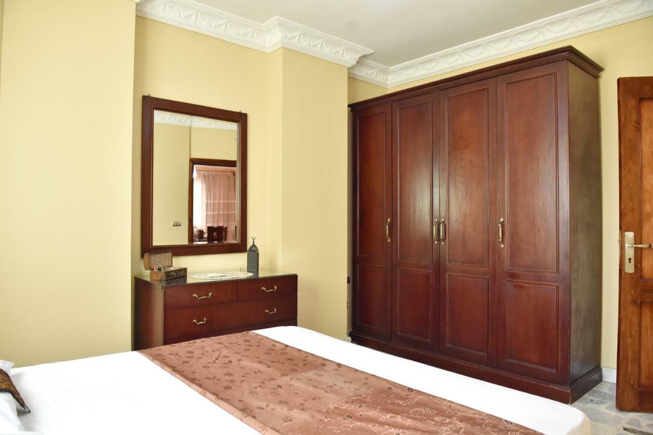 Two-Bedroom Apartment At Mohamed Farid Street القاهرة المظهر الخارجي الصورة