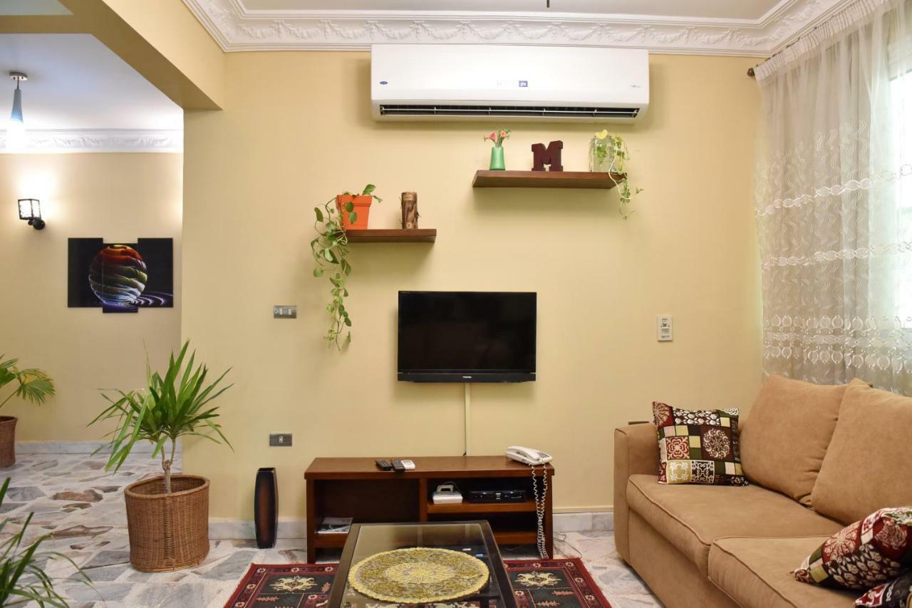 Two-Bedroom Apartment At Mohamed Farid Street القاهرة المظهر الخارجي الصورة