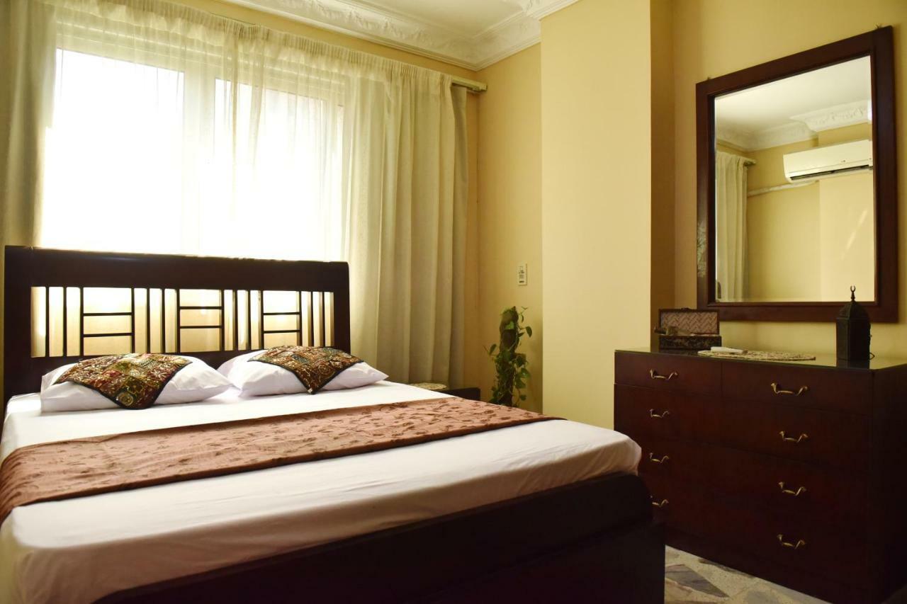 Two-Bedroom Apartment At Mohamed Farid Street القاهرة المظهر الخارجي الصورة